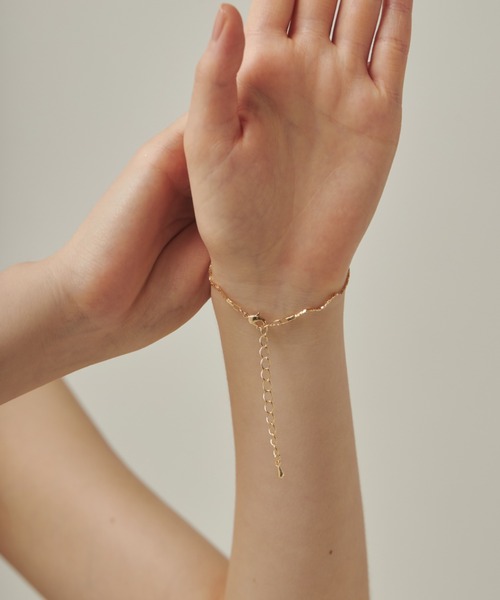 ciite'（シーテ）の「simple wave bracelet / シンプル ウェーブ ブレスレット（ブレスレット・レディース・シルバー/ゴールド・FREE）」の11枚目の写真