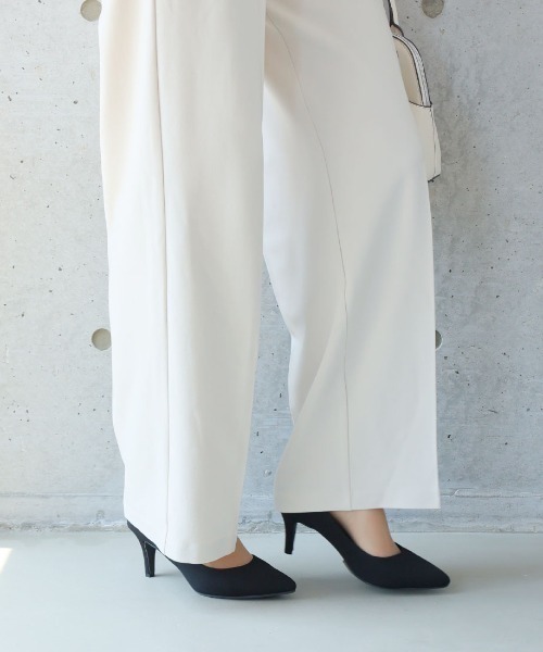 VIVIAN(ヴィヴィアン)の「履きごこちやみつき感激 ポインテッドトゥ7cmヒールパンプス(パンプス・レディース・ブラック/ブラック系その他2/ゴールド・21.5/22/22.5/23/23.5/24/24.5/25/25.5/26)」の12枚目の写真