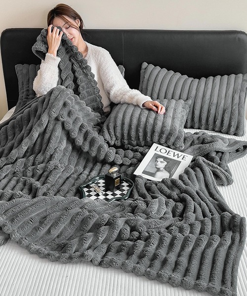 VIBGYOR（ヴィブジョー）の「【 somni / ソニ 】掛け布団   ブランケット（ブランケット・レディース・テラコッタ/グリーン/ピンク/ダークグレー/パープル/イエロー/グレー/ブルー/アイボリー/ライトベージュ・FREE）」の4枚目の写真