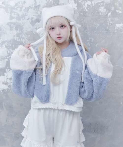 Whinny(ホワイニー)の「Whinny/雪の子のこのこ♪(ブルゾン・レディース・サックスブルー/ブラック/ホワイト・FREE)」の3枚目の写真
