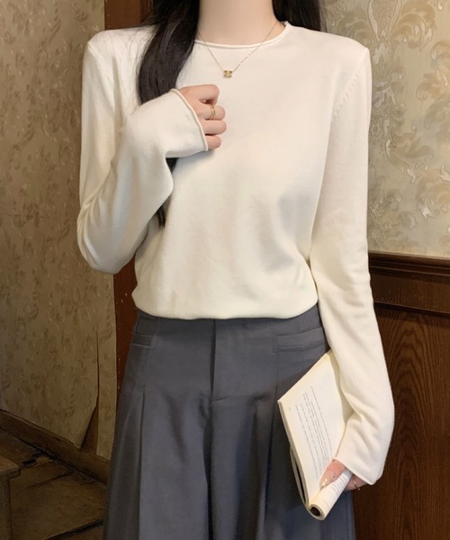 2ly2(トゥーリートゥー)の「韓国スタイル ラウンドネックシンプルセーター(ニット/セーター・レディース・ブラック/ブラウン/グレー/ホワイト/ライトグレー/ベージュ/アイボリー/モカ/ダークベージュ・FREE)」の12枚目の写真