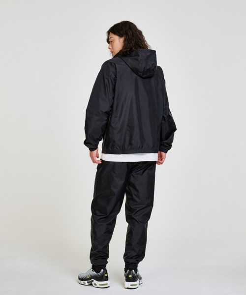 NIKE(ナイキ)の「ナイキ スポーツウェア クラブ メンズ ラインド ウーブン トラックスーツ / Nike Sportswear Club Men's Lined Woven Track Suit DR3338-010 Black(セットアップ・メンズ・ブラック・XL/M/2XL/L/S)」の17枚目の写真