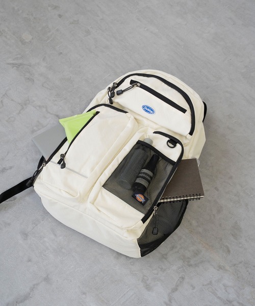 Dickies(ディッキーズ)の「【Dickies】CIRCLE LOGO PATCH BACKPACK / ディッキーズ サークルロゴ刺繍 パッチ バックパック(バックパック/リュック・メンズ・レッド/オフホワイト/ブルー/ブラック・FREE)」の12枚目の写真