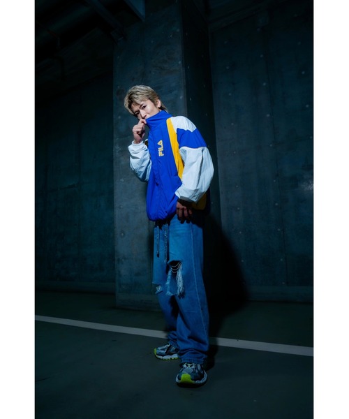FILA（フィラ）の「ウインドジャケット（ナイロンジャケット・メンズ・ブルー/ブラック/ネイビー・M/L/LL）」の10枚目の写真