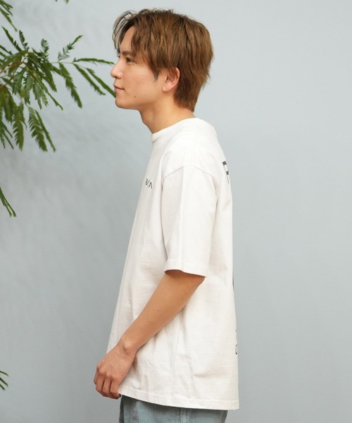 RVCA（ルーカ）の「RVCA/ルーカ 半袖Tシャツ バックプリント オーバーサイズ PALM BOX SS BF041-250（Tシャツ/カットソー・メンズ・ホワイト/ライトカーキ/ブラック/サファリグリーン・L/M/S）」の6枚目の写真