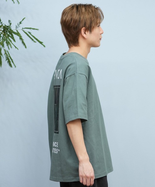 RVCA（ルーカ）の「RVCA/ルーカ 半袖Tシャツ バックプリント オーバーサイズ PALM BOX SS BF041-250（Tシャツ/カットソー・メンズ・ホワイト/ライトカーキ/ブラック/サファリグリーン・L/M/S）」の22枚目の写真