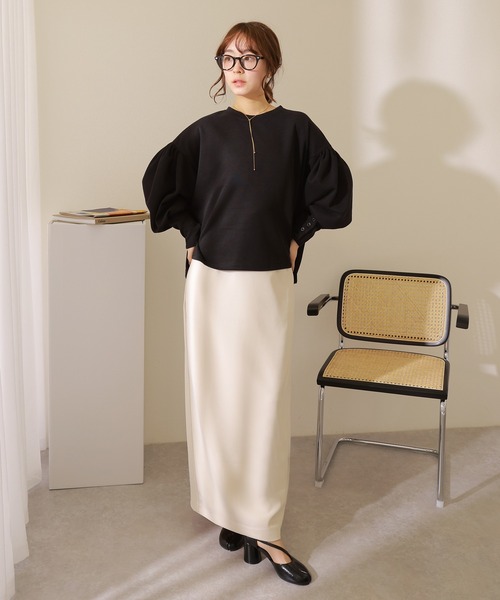 LAULEN(ローレン)の「long cuff volume sleeve pullover /ロングカフス ボリュームスリーブ ニット(Tシャツ/カットソー・レディース・ブラック/アイボリー・FREE)」の5枚目の写真