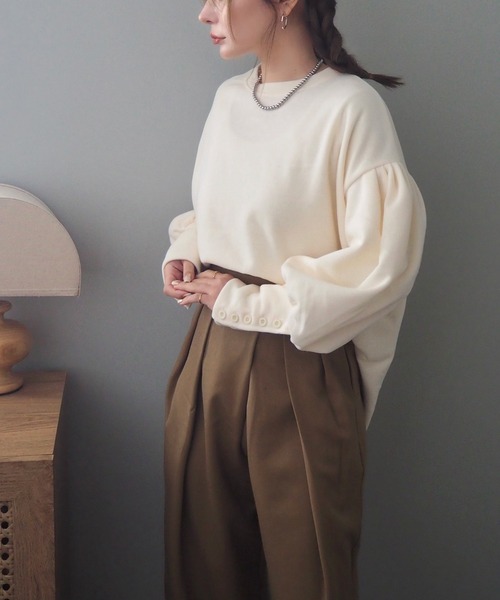LAULEN(ローレン)の「long cuff volume sleeve pullover /ロングカフス ボリュームスリーブ ニット(Tシャツ/カットソー・レディース・ブラック/アイボリー・FREE)」の9枚目の写真