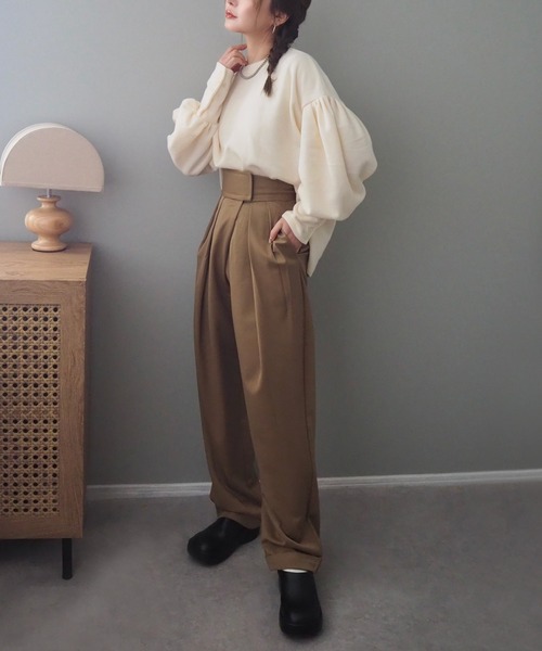 LAULEN(ローレン)の「long cuff volume sleeve pullover /ロングカフス ボリュームスリーブ ニット(Tシャツ/カットソー・レディース・ブラック/アイボリー・FREE)」の10枚目の写真