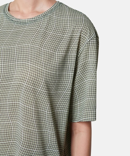 iRENE(アイレネ)の「ディストーティドチェックシアーTee / Distorted Check Sheer Tee(Tシャツ/カットソー・レディース・ブラウン/ライトグリーン/ブルー・36)」の15枚目の写真
