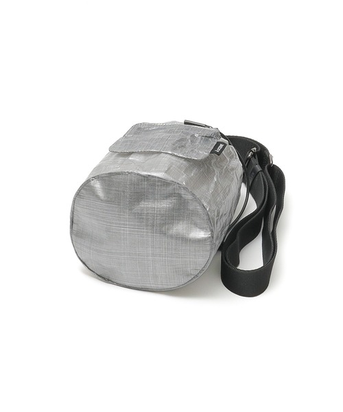 A SCENE(エーシーン)の「(ASCENE)Kinchaku shoulder with Dyneema(ショルダーバッグ・レディース・ブラック/ホワイト・ONE SIZE)」の6枚目の写真
