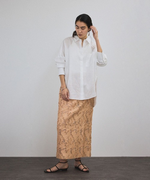 SALON adam et rope'（サロン アダム エ ロペ）の「エルブジャガードスリットナロースカート（スカート・レディース・ホワイト/ブラック/ブラウン/イエロー・FREE）」の6枚目の写真