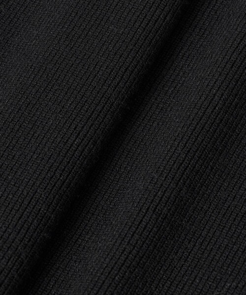 allureville（アルアバイル）の「2WAYネックサイドスリットプルオーバー（ニット/セーター・レディース・オフホワイト/ライトイエロー/ブラック/ネイビー・2）」の6枚目の写真