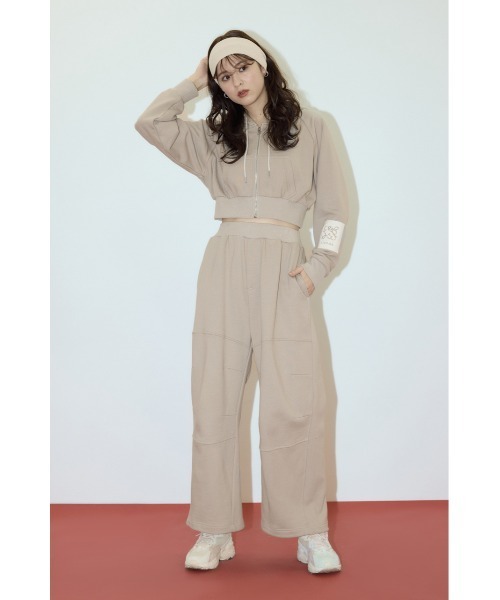 rienda(リエンダ)の「Rパッチ付ユニセックススウェットパンツ(スウェットパンツ・レディース・ベージュ/グレー×ホワイト/ライトブラック・LARGE/MEDIUM)」の16枚目の写真