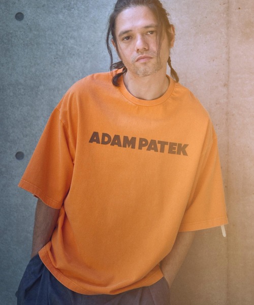 ADAM PATEK(アダムパテック)の「ADAMPATEK/basic logo short sleeve T/ロゴ半袖T(Tシャツ/カットソー・メンズ・パープル/オレンジ/ホワイト/ブラック・1/2)」の4枚目の写真