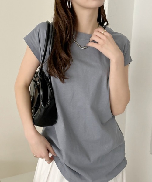 TREOVER(トレオーバー)の「フレンチスリーブ 半袖Tシャツ ラウンド裾 半袖 ロング丈 コットン100% 綿 ロンT チュニック ゆったり(Tシャツ/カットソー・レディース・ブラック/ブルーグレー/オフホワイト/チャコール/ベージュ/モカ/ピンク/スモーク/グリーン・FREE)」の3枚目の写真