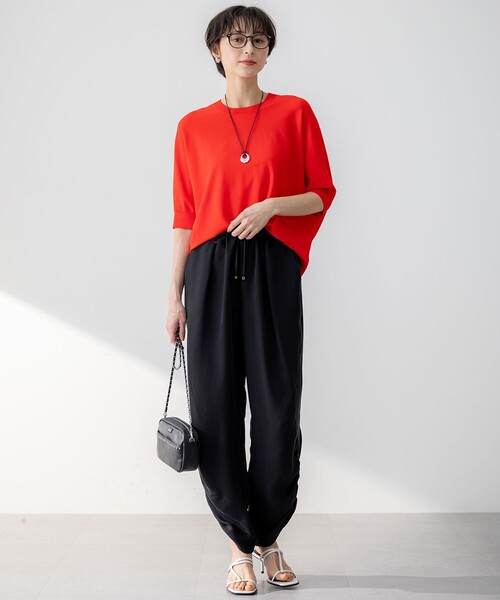 23区 L(ニジュウサンクオオキイサイズ)の「【洗える】レーヨンポリエステルストレッチ ドルマン ニット(ニット/セーター・レディース・オレンジ系/ベージュ系/ダークグリーン系/ダークグリーン系5/ブラック系/イエロー系/ベージュ系5/ホワイト系・46/44)」の19枚目の写真