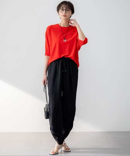 23区 L(ニジュウサンクオオキイサイズ)の「【洗える】レーヨンポリエステルストレッチ ドルマン ニット(ニット/セーター・レディース・オレンジ系/ベージュ系/ダークグリーン系/ダークグリーン系5/ブラック系/イエロー系/ベージュ系5/ホワイト系・46/44)」の20枚目の写真