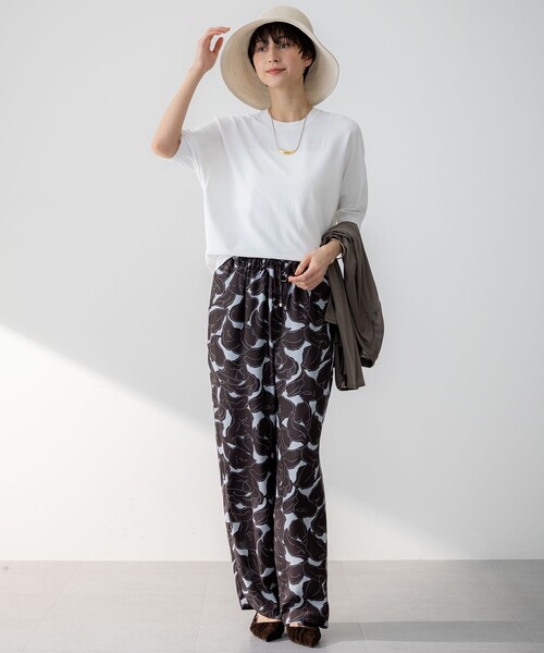 23区 L(ニジュウサンクオオキイサイズ)の「【洗える】レーヨンポリエステルストレッチ ドルマン ニット(ニット/セーター・レディース・オレンジ系/ベージュ系/ダークグリーン系/ダークグリーン系5/ブラック系/イエロー系/ベージュ系5/ホワイト系・46/44)」の21枚目の写真