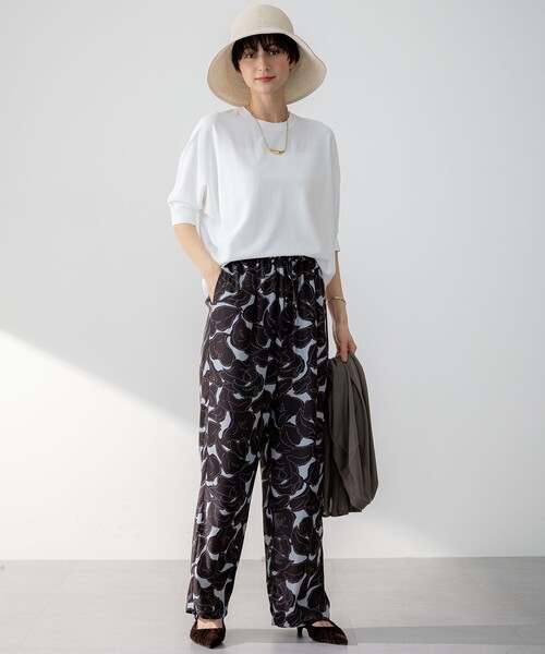23区 L(ニジュウサンクオオキイサイズ)の「【洗える】レーヨンポリエステルストレッチ ドルマン ニット(ニット/セーター・レディース・オレンジ系/ベージュ系/ダークグリーン系/ダークグリーン系5/ブラック系/イエロー系/ベージュ系5/ホワイト系・46/44)」の22枚目の写真