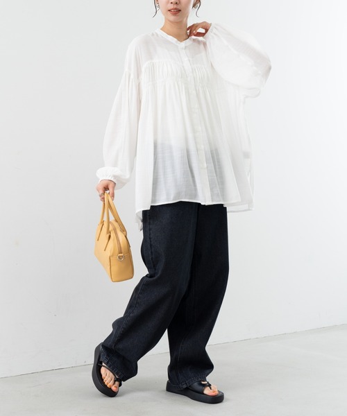 refinedworks（リファインドワークス）の「【refinedworks】シンプル で 羽織 としても使える ギャザーブラウス ！（シャツ/ブラウス・レディース・アイボリー/ブルー/チャコールグレー・FREE）」の11枚目の写真