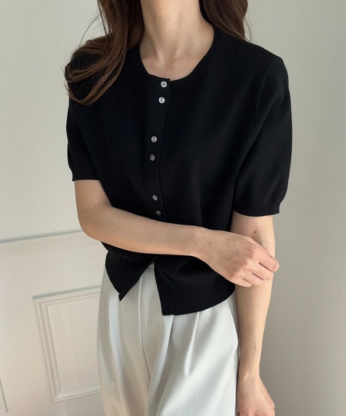 LAUIR(ラウアー)の「ボタンデザインニットカーディガン(カーディガン/ボレロ・レディース・ブラック/アイボリー/チャコール・MEDIUM/LARGE)」の12枚目の写真