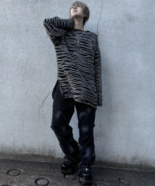 SILVER BULLET（シルバーバレット）の「『NOVESSEL/ノベセル』スラブダメージプルオーバーニット【Y】【CN】（ニット/セーター・メンズ・ブラック/ブラック×グレー・FREE）」の18枚目の写真