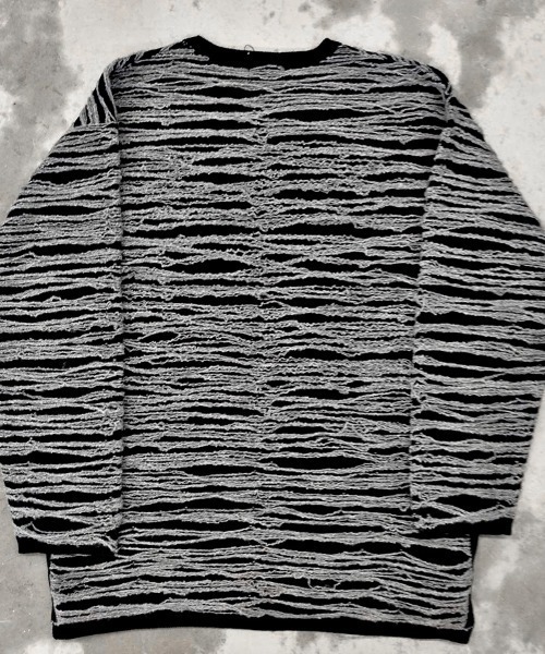 SILVER BULLET（シルバーバレット）の「『NOVESSEL/ノベセル』スラブダメージプルオーバーニット【Y】【CN】（ニット/セーター・メンズ・ブラック/ブラック×グレー・FREE）」の12枚目の写真