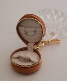 Mayree（メイリー）の「【resonance】コンパクトサイズ バックチャームデザイン アクセサリーケース/ジュエリーボックス（収納グッズ）」