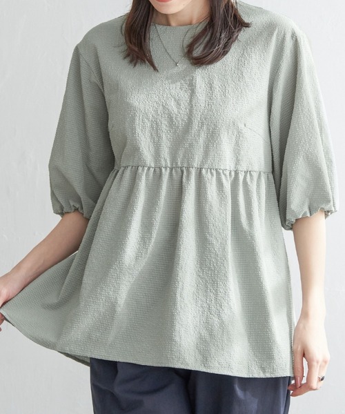 ikka（イッカ）の「サッカーペプラムブラウス（シャツ/ブラウス・レディース・ブラック/オフホワイト/グレー/ミント・M/L/S）」の4枚目の写真