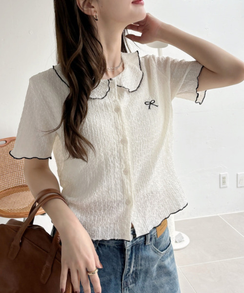 Ada.(エイダ)の「リボンデザイン パイピング丸襟 半袖ジャガードブラウス(Tシャツ/カットソー・レディース・ブラック/ホワイト・FREE)」の10枚目の写真