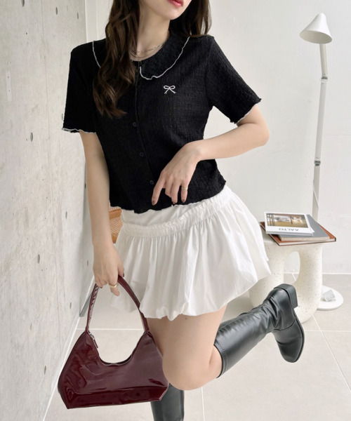 Ada.(エイダ)の「リボンデザイン パイピング丸襟 半袖ジャガードブラウス(Tシャツ/カットソー・レディース・ブラック/ホワイト・FREE)」の8枚目の写真