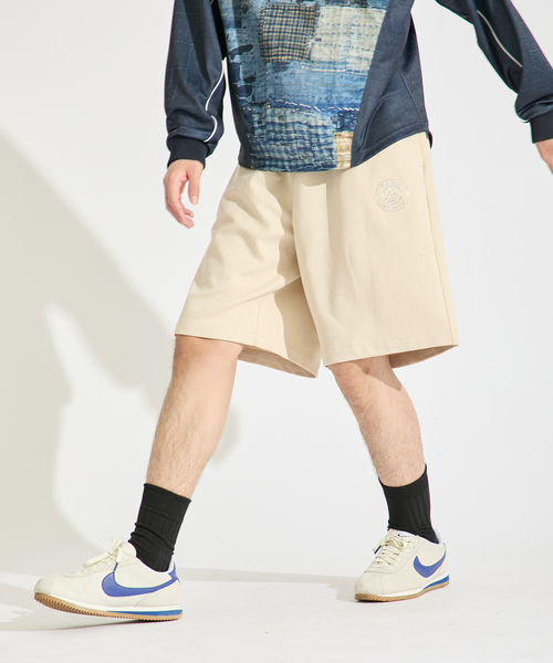 PARIS SAINT-GERMAIN(パリサンジェルマン)の「【Paris Saint-Germain / パリ・サン=ジェルマン】JP METALIC LOGO SHORTS(その他パンツ・メンズ・チャコールグレー/ブラック/ブラウン/ベージュ・X-LARGE/LARGE/MEDIUM)」の4枚目の写真