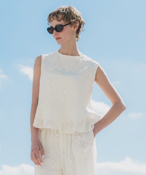 コメント必須　 新品　即発フロッキーレースシャツ　ホワイト　yori yoriフロッキーレースシャツ ホワイト ヨリ フロッキーレースシャツ