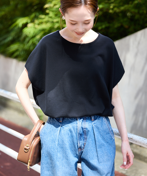 ★専用★値下げ最終更新★着1★極美品★ダブルビー ウクレレ Tシャツ 130 ☆専用☆値下げ最終更新☆着1☆極美品☆ダブルビー ウクレレ Tシャツ 130