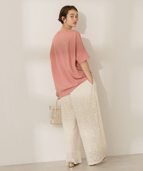 AMERICAN HOLIC(アメリカンホリック)の「【WEB限定】UVカット+接触冷感 コクーンカットプルオーバー(Tシャツ/カットソー・レディース・ピンク/グレイッシュベージュ/オフホワイト/ネイビー/チャコールグレー/ブラック・M/L)」の13枚目の写真