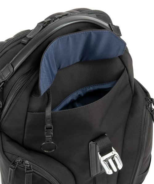 ZERO HALLIBURTON(ゼロハリバートン)の「ビジネスリュック ZLM A4サイズ収納 14inchPC収納 18L 81516(ビジネスバッグ・メンズ・ブラック/ネイビー・FREE)」の13枚目の写真