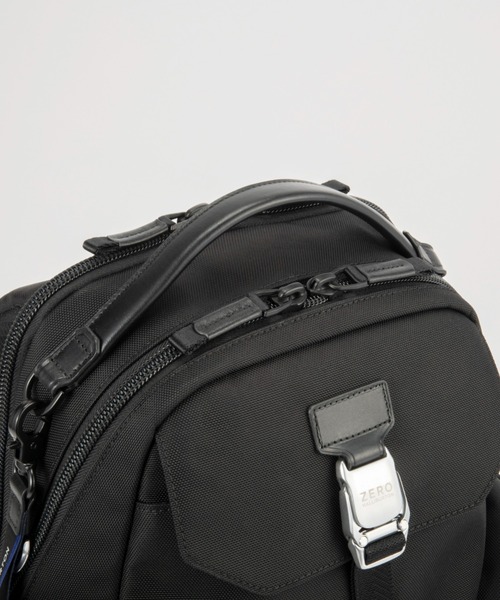ZERO HALLIBURTON(ゼロハリバートン)の「ビジネスリュック ZLM A4サイズ収納 14inchPC収納 18L 81516(ビジネスバッグ・メンズ・ブラック/ネイビー・FREE)」の15枚目の写真