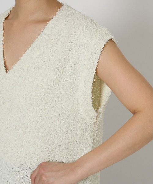 BABYLONE（バビロン）の「ネップテンジクVネックプルオーバー（ニット/セーター・レディース・チャコール/ホワイト/ライム・フリー）」の13枚目の写真