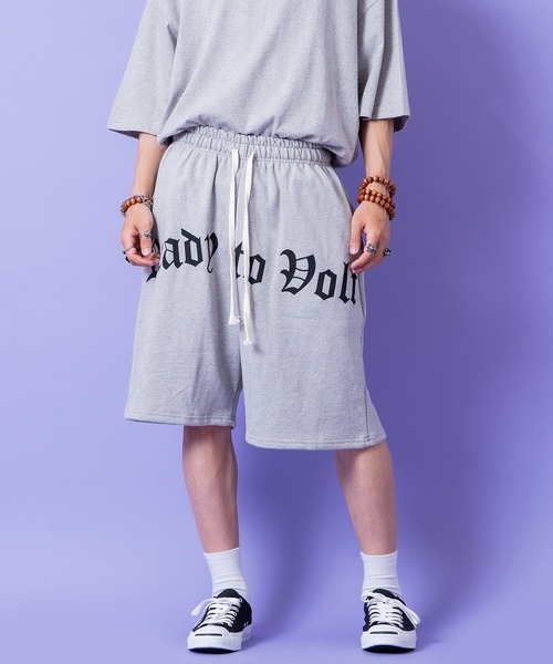 a.p.o.v.(エーピーオービー)の「a.p.o.v. ストリートロゴプリントワイドスウェットハーフパンツ(スウェットパンツ・メンズ・ブラック/グレー/ブルー・ONESIZE)」の2枚目の写真