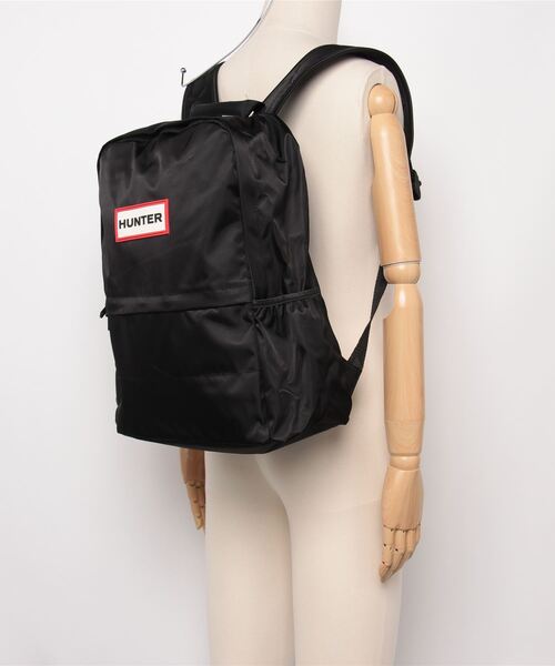 HUNTER(ハンター)の「【HUNTER / ハンター】Original Nylon Backpack / ナイロンクラシックバックパック 24.5L(バックパック/リュック・レディース・ブラック・FREE)」の2枚目の写真