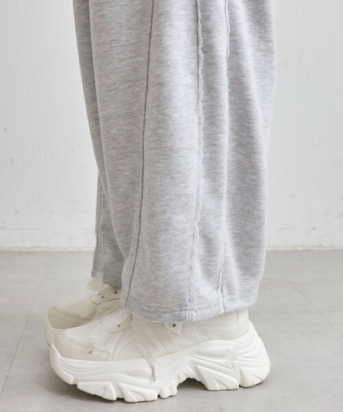 OLIVE des OLIVE(オリーブデオリーブ)の「レースアップスウェットパンツ(スウェットパンツ・レディース・ピンク/トップグレー/ネイビー・FREE)」の21枚目の写真