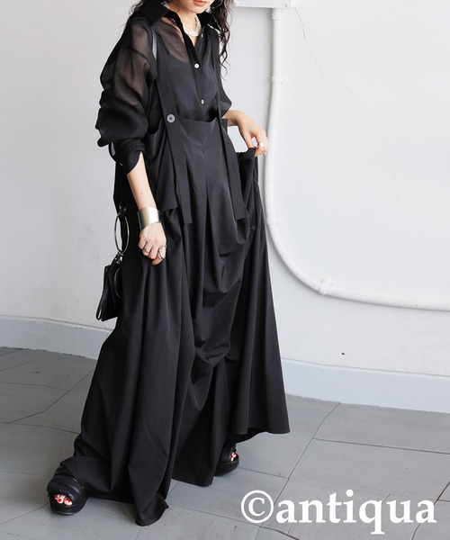 antiqua(アンティカ)の「タックデザインサロペットスカート(ワンピース・レディース・ブラック・ONESIZE)」の4枚目の写真