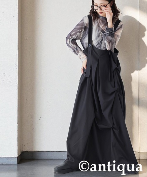 antiqua(アンティカ)の「タックデザインサロペットスカート(ワンピース・レディース・ブラック・ONESIZE)」の6枚目の写真