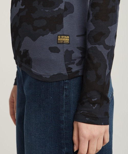 G-STAR(ジースター)の「ALLOVER PRINT SLIM T-SHIRT/オリジナルカモフラージュプリントスリムロングスリーブTシャツ(Tシャツ/カットソー・レディース・カモフラージュ/パープル系その他・X-SMALL/SMALL/MEDIUM)」の4枚目の写真