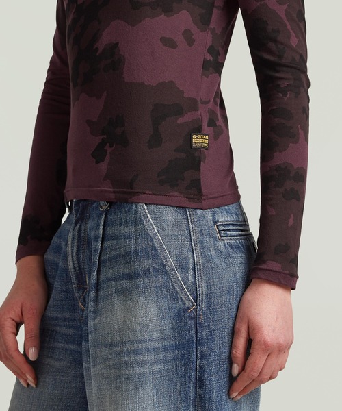 G-STAR(ジースター)の「ALLOVER PRINT SLIM T-SHIRT/オリジナルカモフラージュプリントスリムロングスリーブTシャツ(Tシャツ/カットソー・レディース・カモフラージュ/パープル系その他・X-SMALL/SMALL/MEDIUM)」の10枚目の写真
