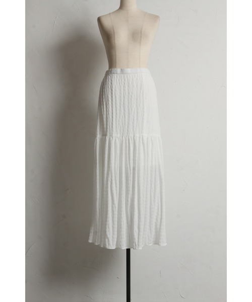 &. NOSTALGIA(アンドドットノスタルジア)の「【ZOZO限定】サッカーギャザー切替スカート(スカート・レディース・レッド/オフホワイト・M)」の22枚目の写真