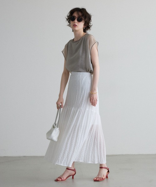 &. NOSTALGIA(アンドドットノスタルジア)の「【ZOZO限定】サッカーギャザー切替スカート(スカート・レディース・レッド/オフホワイト・M)」の13枚目の写真