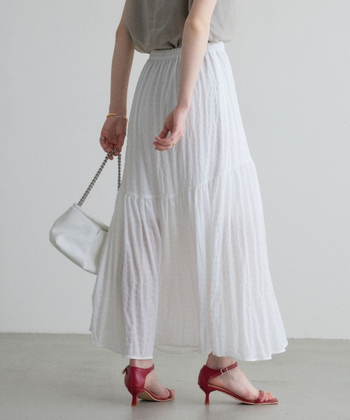 &. NOSTALGIA(アンドドットノスタルジア)の「【ZOZO限定】サッカーギャザー切替スカート(スカート・レディース・レッド/オフホワイト・M)」の17枚目の写真