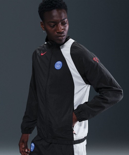 NIKE ナイロンジャケット y2k TECH city 水玉 ドット NIKE ナイロンジャケット y2k TECH city 水玉 ドット - メルカリ